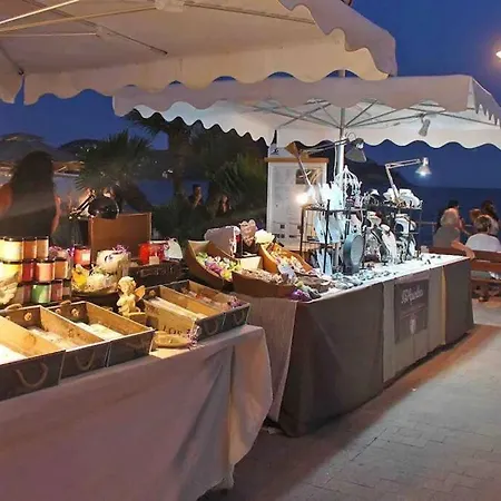 Appartement Castel Du Soleil, Bord De Mer, 4 Pers