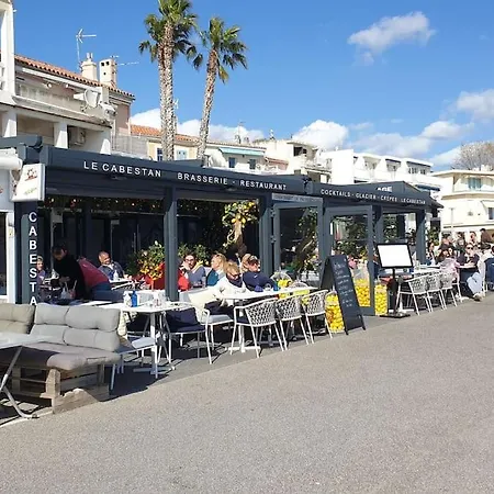 Castel Du Soleil, Bord De Mer, 4 Pers Appartement *