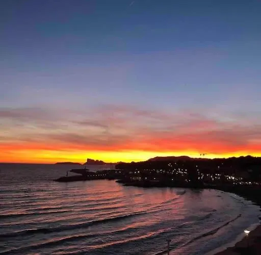 Castel Du Soleil, Bord De Mer, 4 Pers Apartment Saint-Cyr-sur-Mer